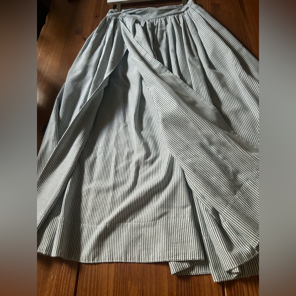 Sunday in Brooklyn Light Gray Maxi Skirt - Picture 12 of 14